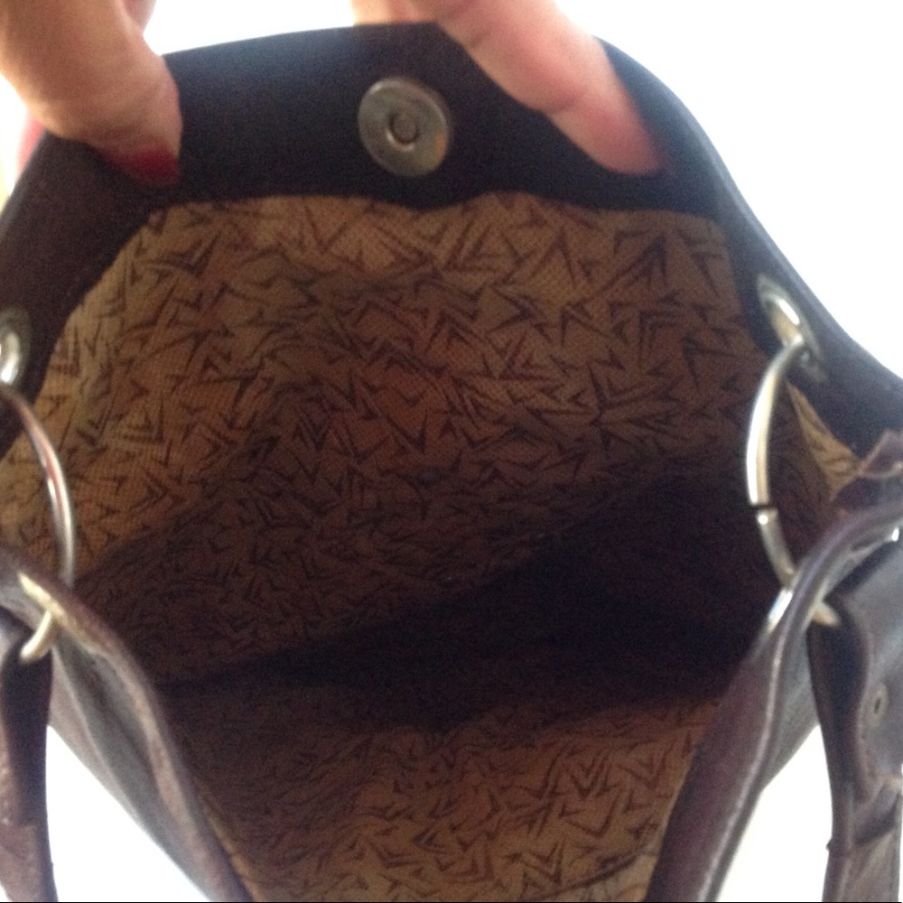 Brown Leather Handbag Satchel Crossbody Medallion - Picture 3 of 3